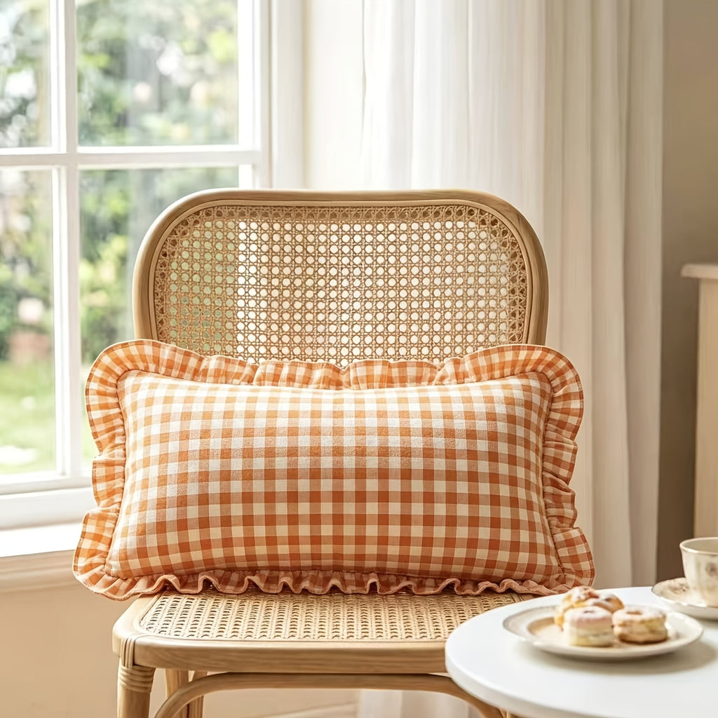 Housse de coussin en coton en fils teints, détail de la finition
