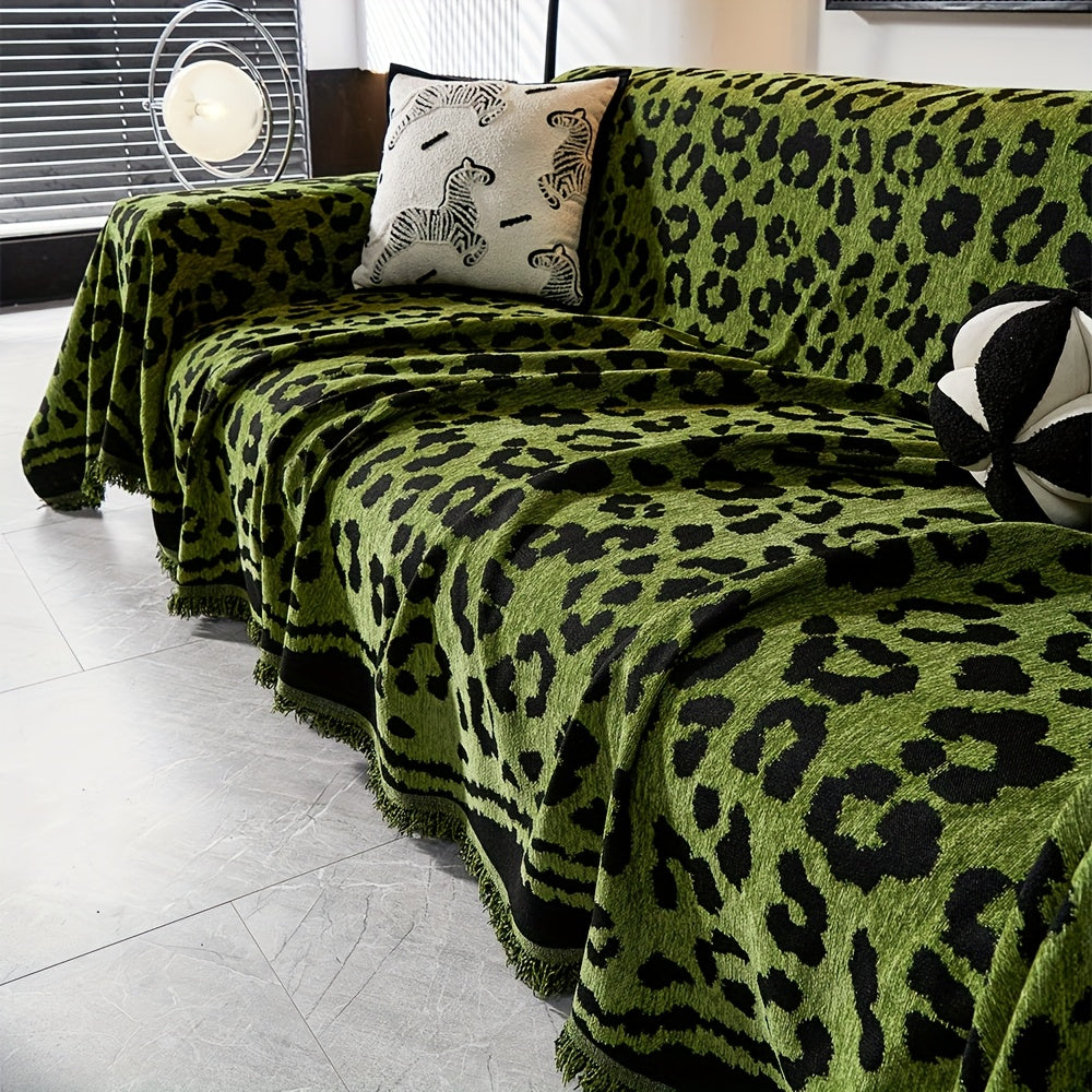 Housse de coussin en chenille jacquard à motif léopard, housse posée