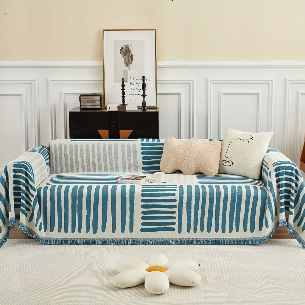 Housse de canapé en chenille à motif géométrique, détail de la finition