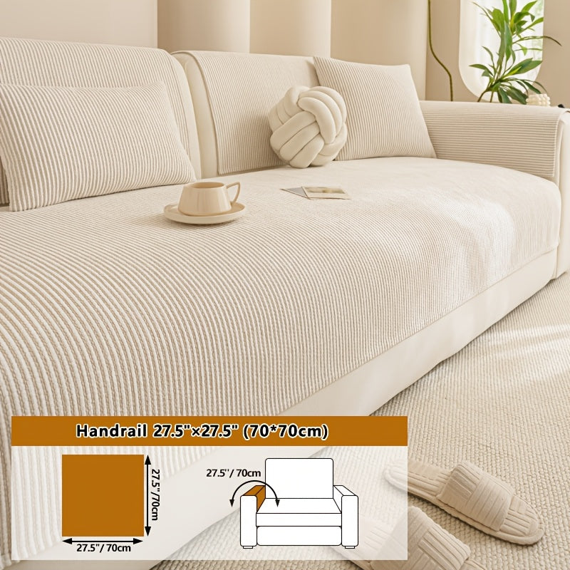 Housse de coussin en chenille en fils teints, détail de l'ourlet