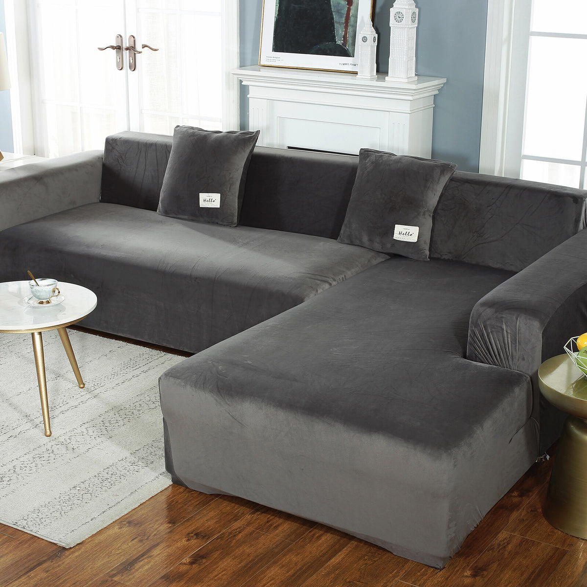 Housse de canapé épaisse extensible en velours au rendu glamour, compatible canapé trois places, canapé quatre places, canapé d'angle