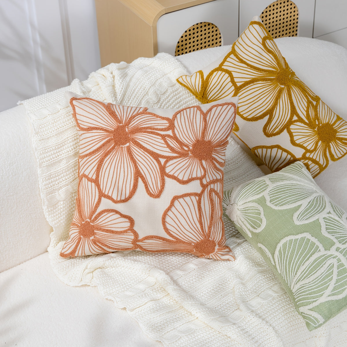 Housse de coussin en polyester à motif fleuri à fermeture éclair, détail de la finition