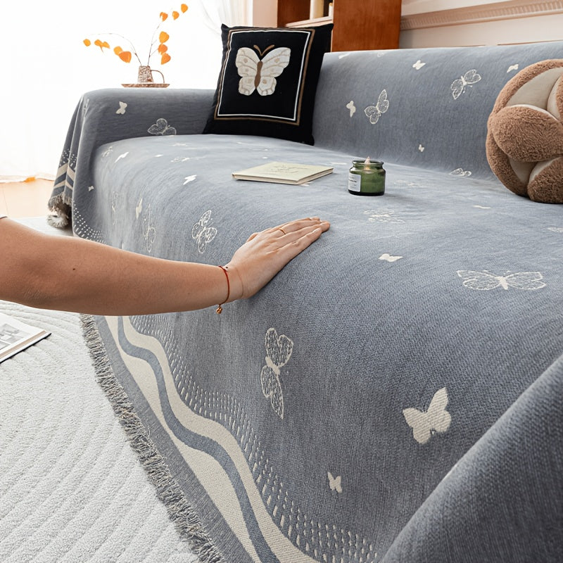 Housse de canapé en chenille jacquard d'esprit vintage, détail de la finition