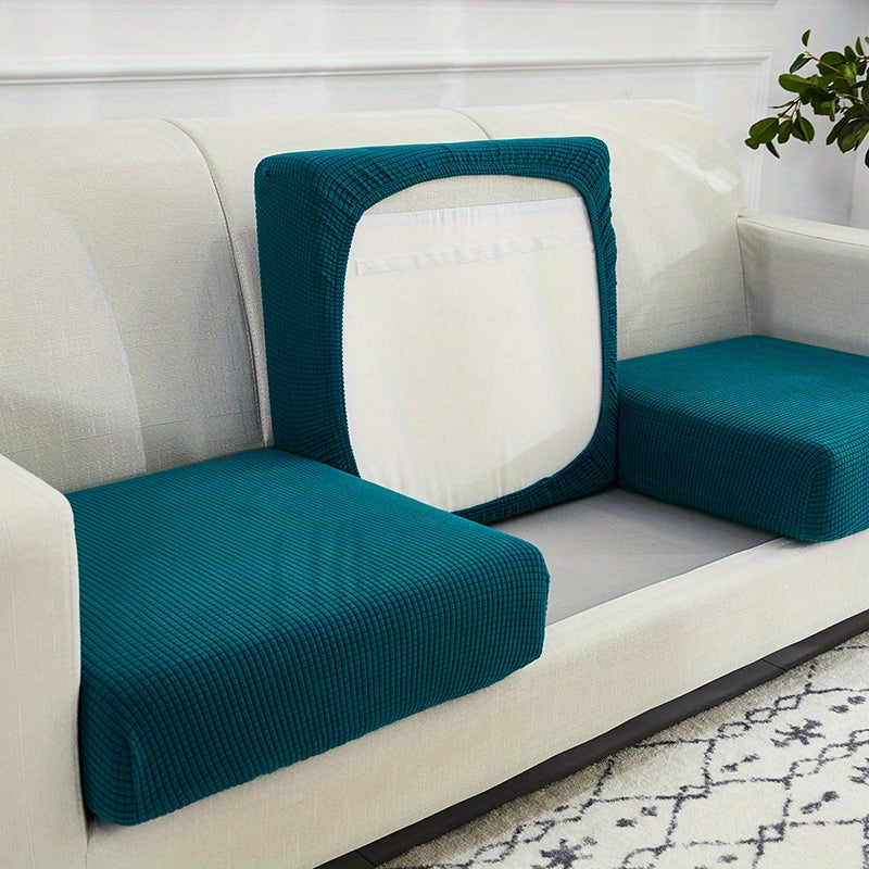 Housse de coussin extensible en polaire matelassée, détail de la finition