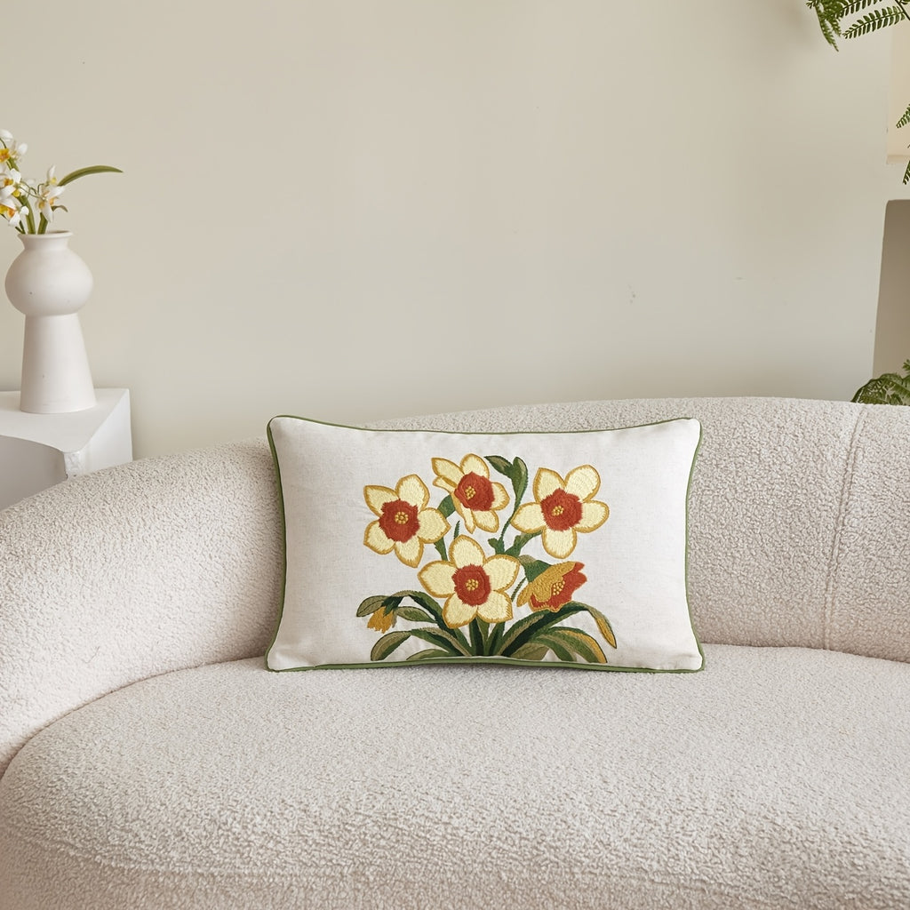 Housse de canapé à motif fleuri d'esprit campagne, gros plan sur le tissu