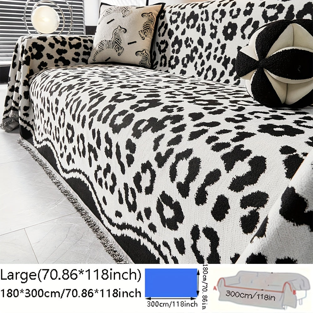 Housse de coussin en chenille jacquard à motif léopard, tissu de 350 à 400 g/m²