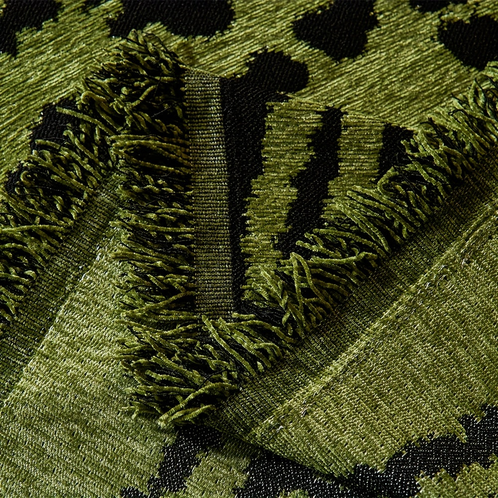 Housse de coussin en chenille jacquard à motif léopard, visuel produit