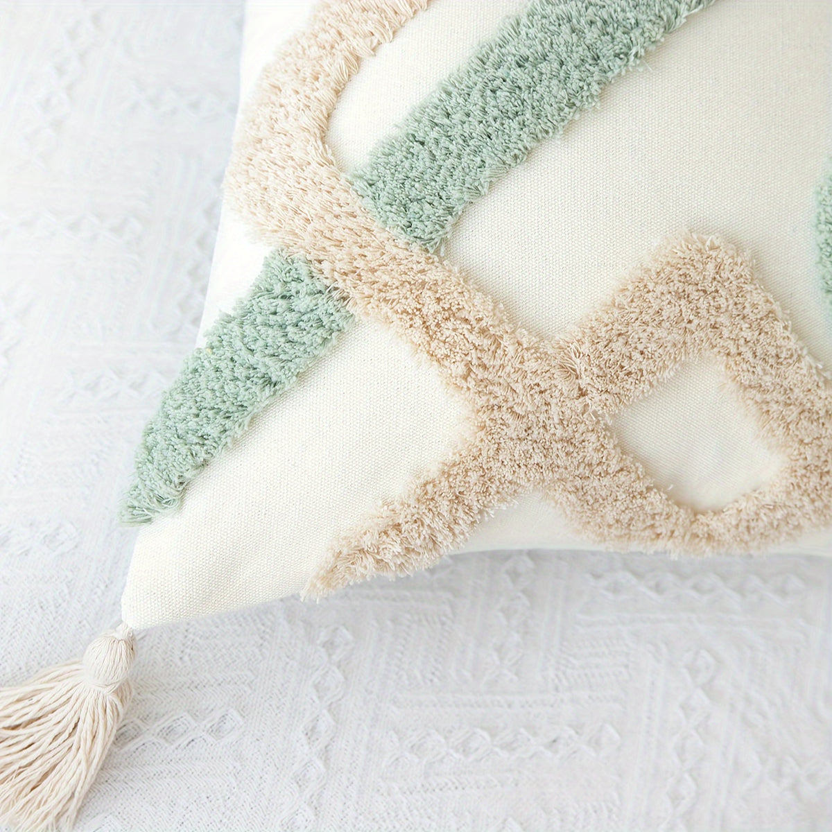 Housse de coussin en polyester à motif géométrique à fermeture éclair, mise en situation