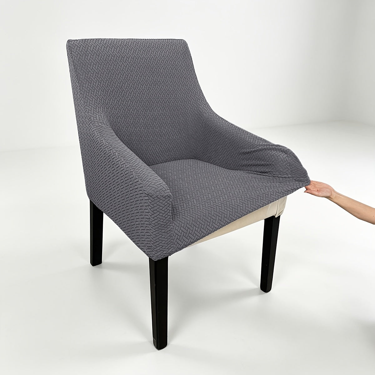 Housse de chaise extensible en polaire jacquard en T, détail de la finition