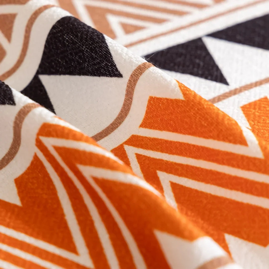 Housse de canapé à motif bohème, gros plan sur le tissu