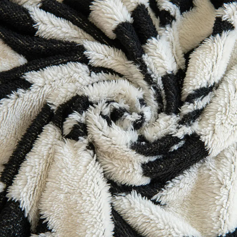 Serviette de canapé carrée bicolore, détail de la finition