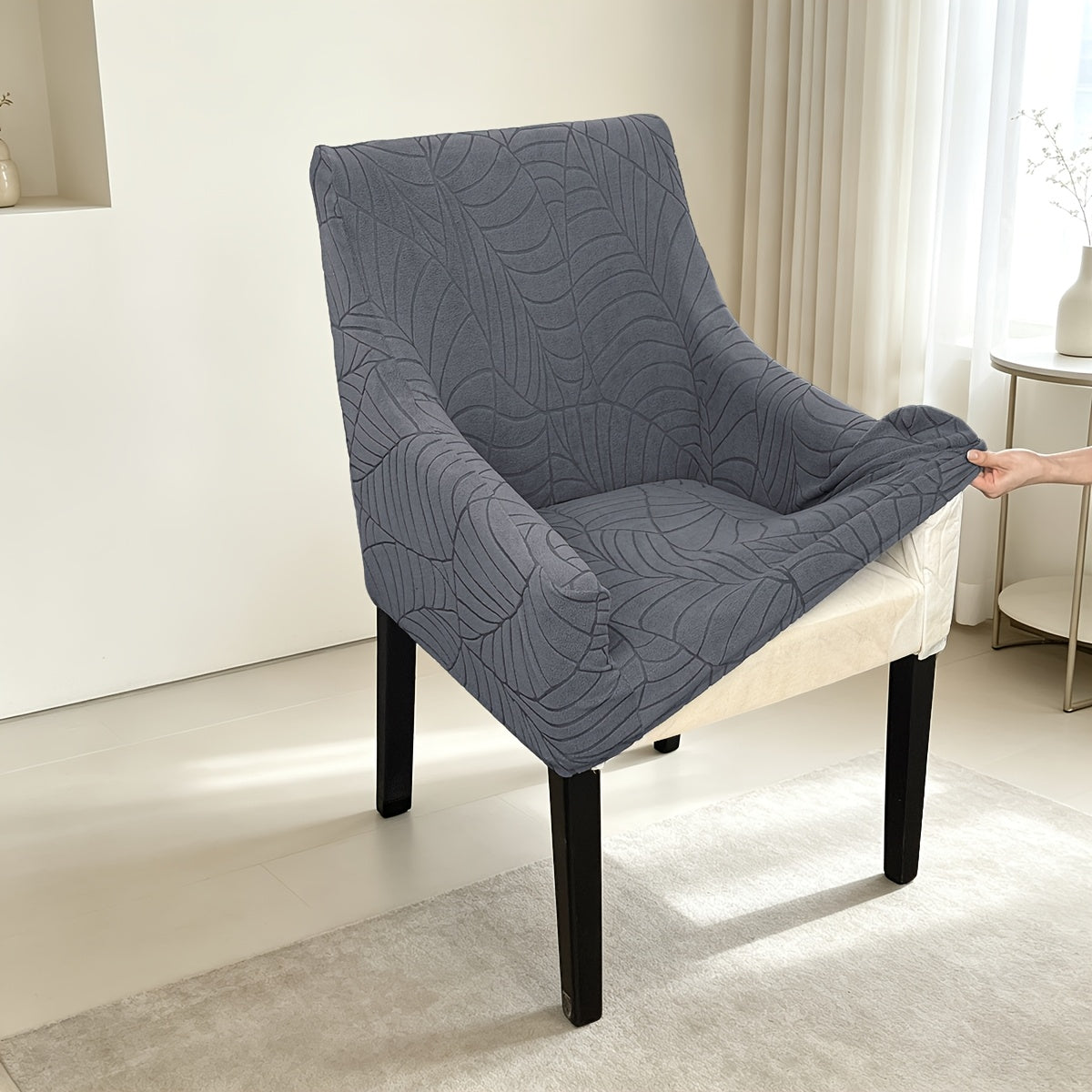 Housse de chaise extensible en velours côtelé jacquard à motif feuillage, vue de dos
