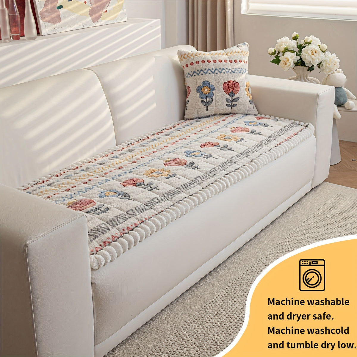 Housse de coussin en peluche à motif fleuri antidérapante, détail de la finition