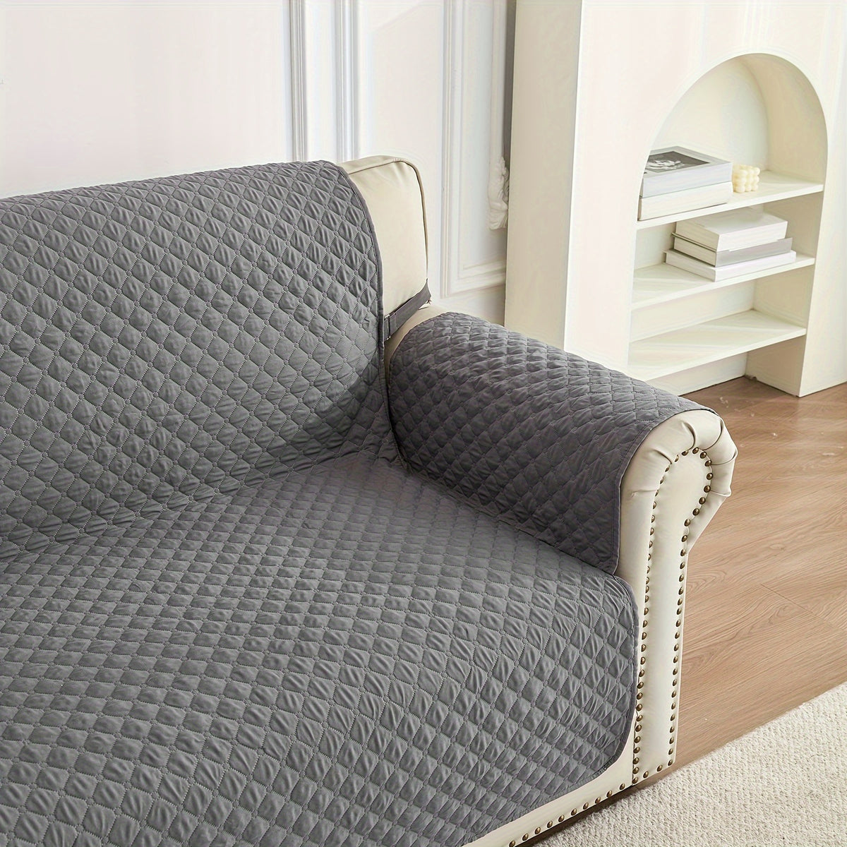 Housse de canapé légère en polyester antidérapante, mise en situation