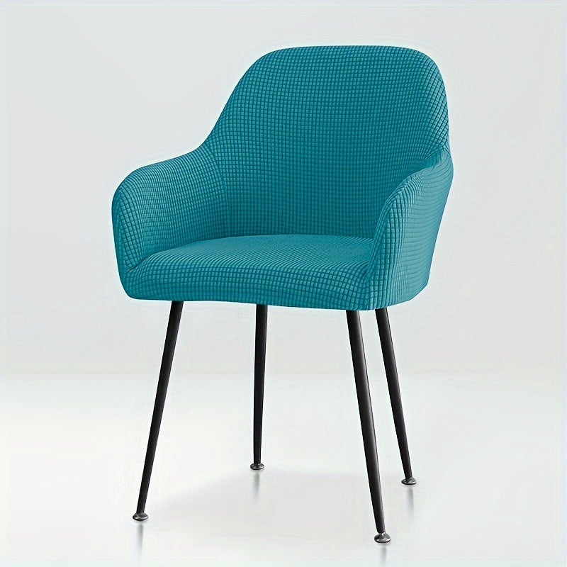 Housse de fauteuil extensible en polyester, détail de l'ourlet
