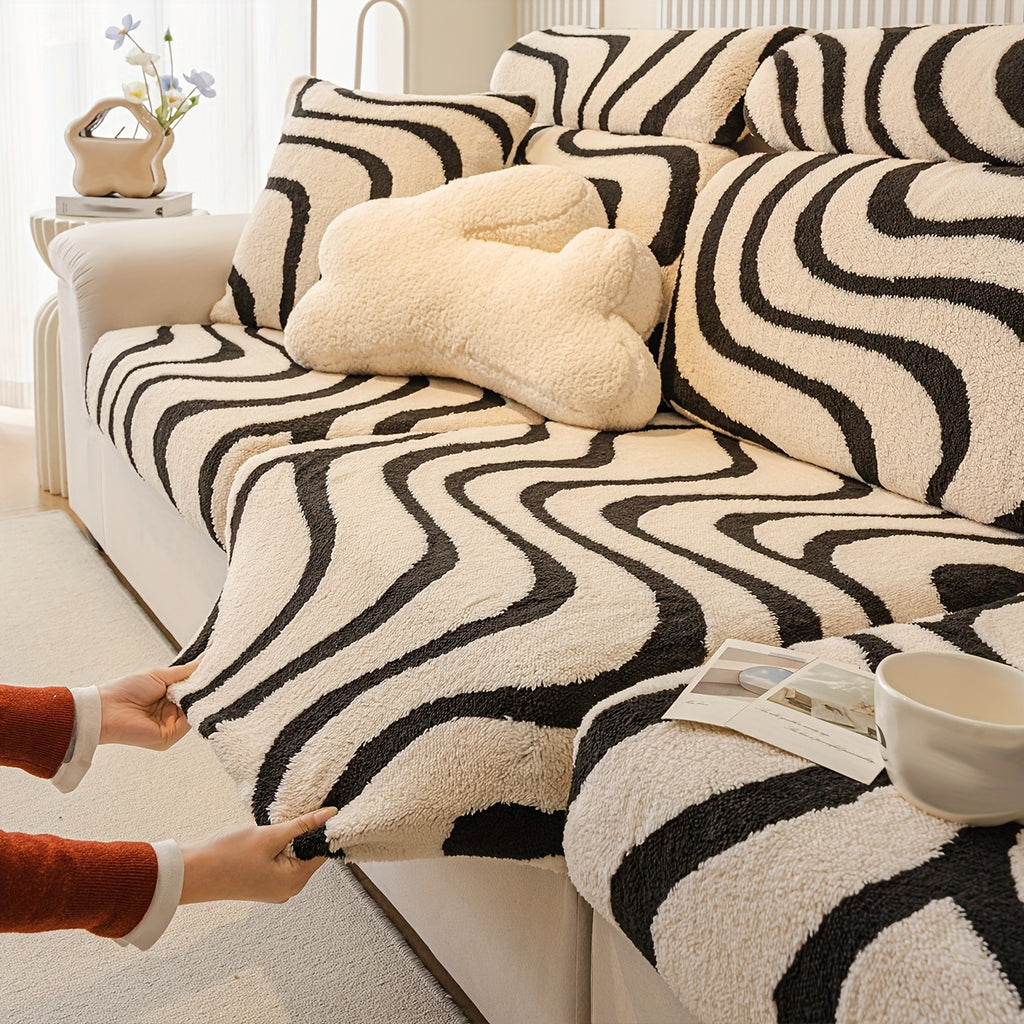 Housse de canapé extensible en peluche à housses séparées, détail de l'ourlet