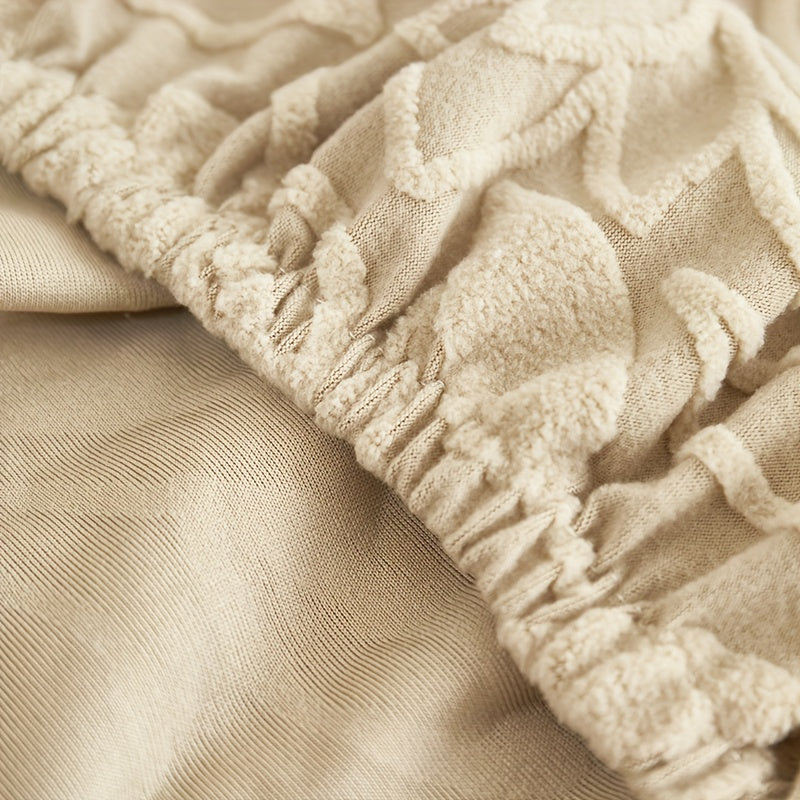 Housse de canapé épaisse extensible en jacquard, détail de l'ourlet