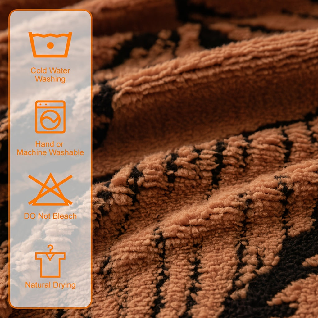 Housse de canapé extensible en peluche à motif feuillage, mise en situation