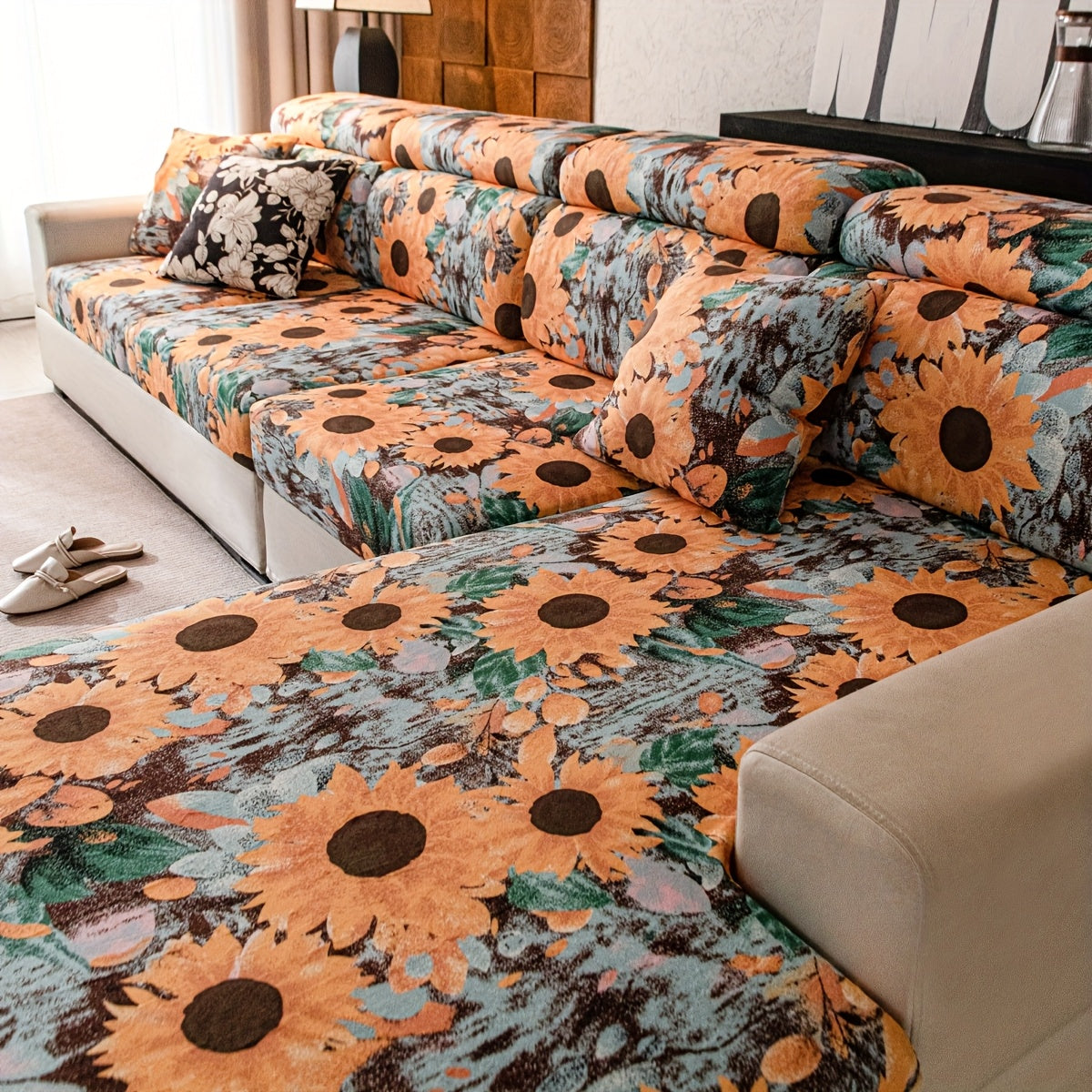 Housse de canapé extensible en polaire matelassée à motif tournesol, vue de dos