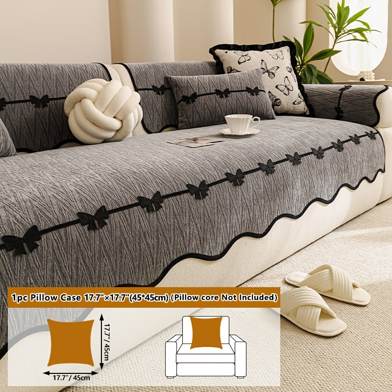 Housse de coussin en chenille en fils teints à motif vagues, vue d'ensemble